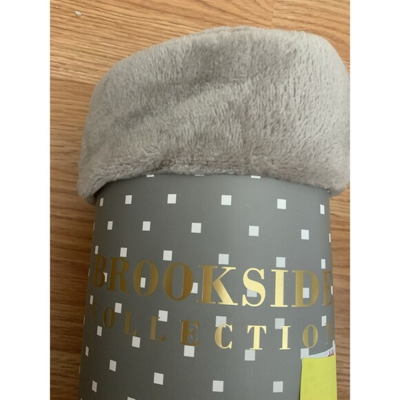 NWT Brookside Collection Nap Cozy Plush Throw Blanket 50" x60" Tan - Picture 3 of 5